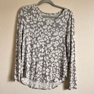 NWOT size medium leopard long sleeve from old navy
